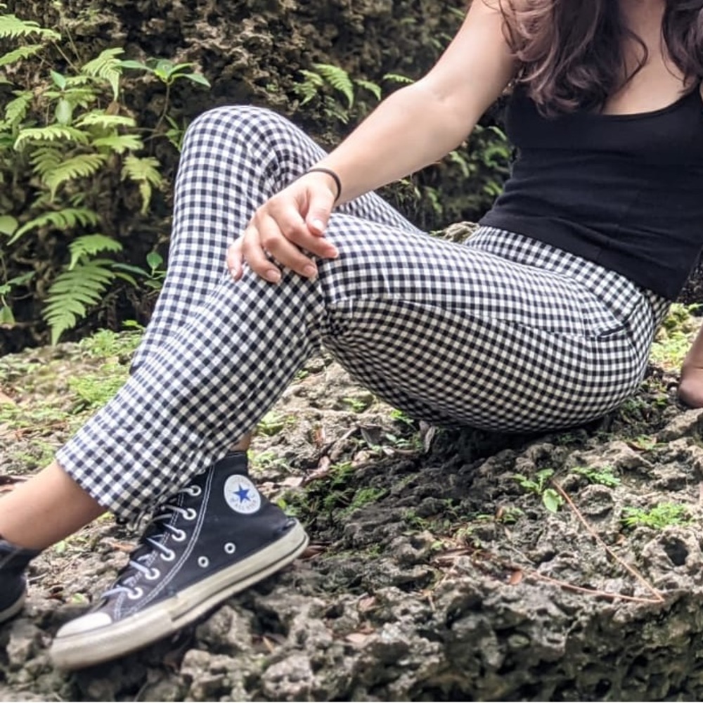 Zara Trafaluc Black And White Checkered Pants Size XS